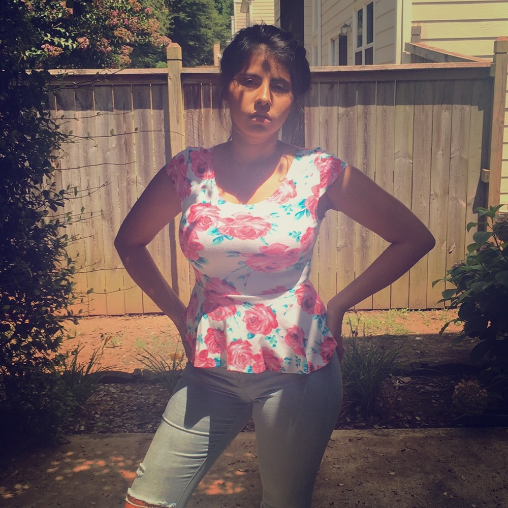 White top with pink roses